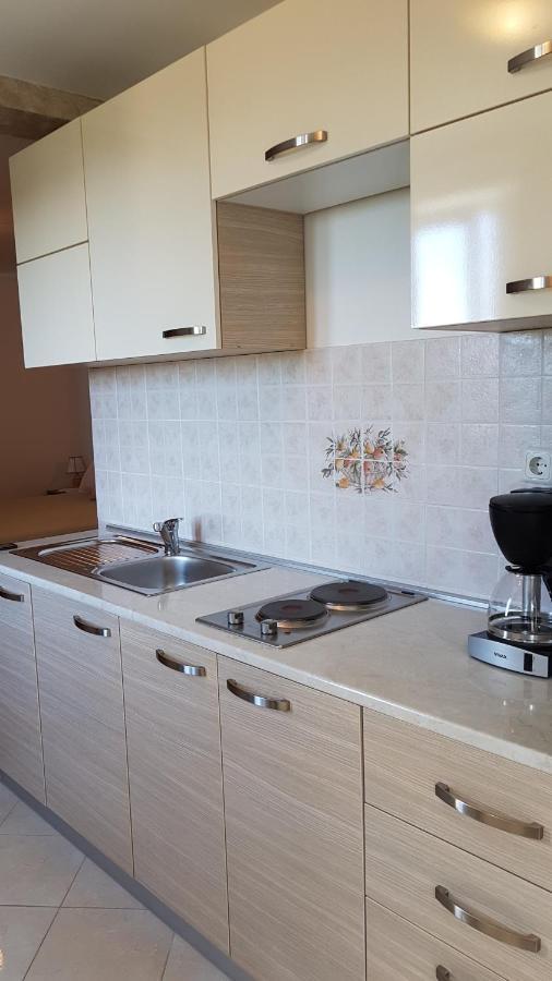 Apartmani Diva Malinska Exterior foto